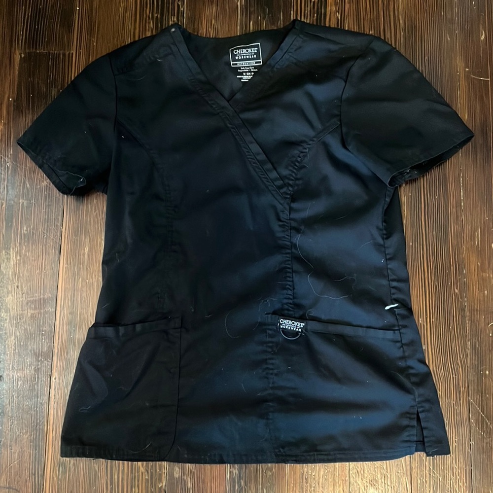 Black Cherokee scrub top